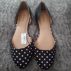 Torrid 11.5 Wide Polka Dot Flats